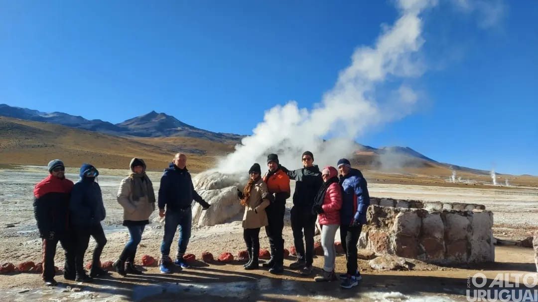 Casais frederiquenses fazem passeio no Deserto do Atacama