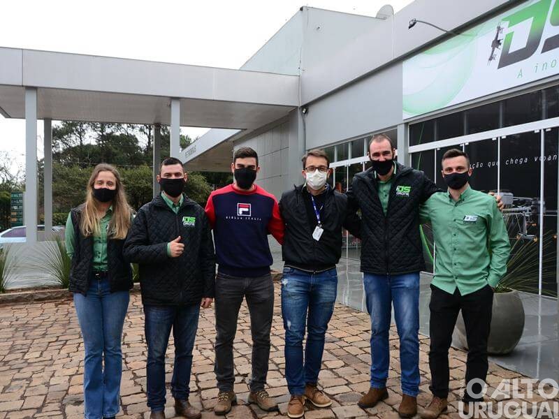 Empresa de drones de pulverização agrícola inaugura sede em FW