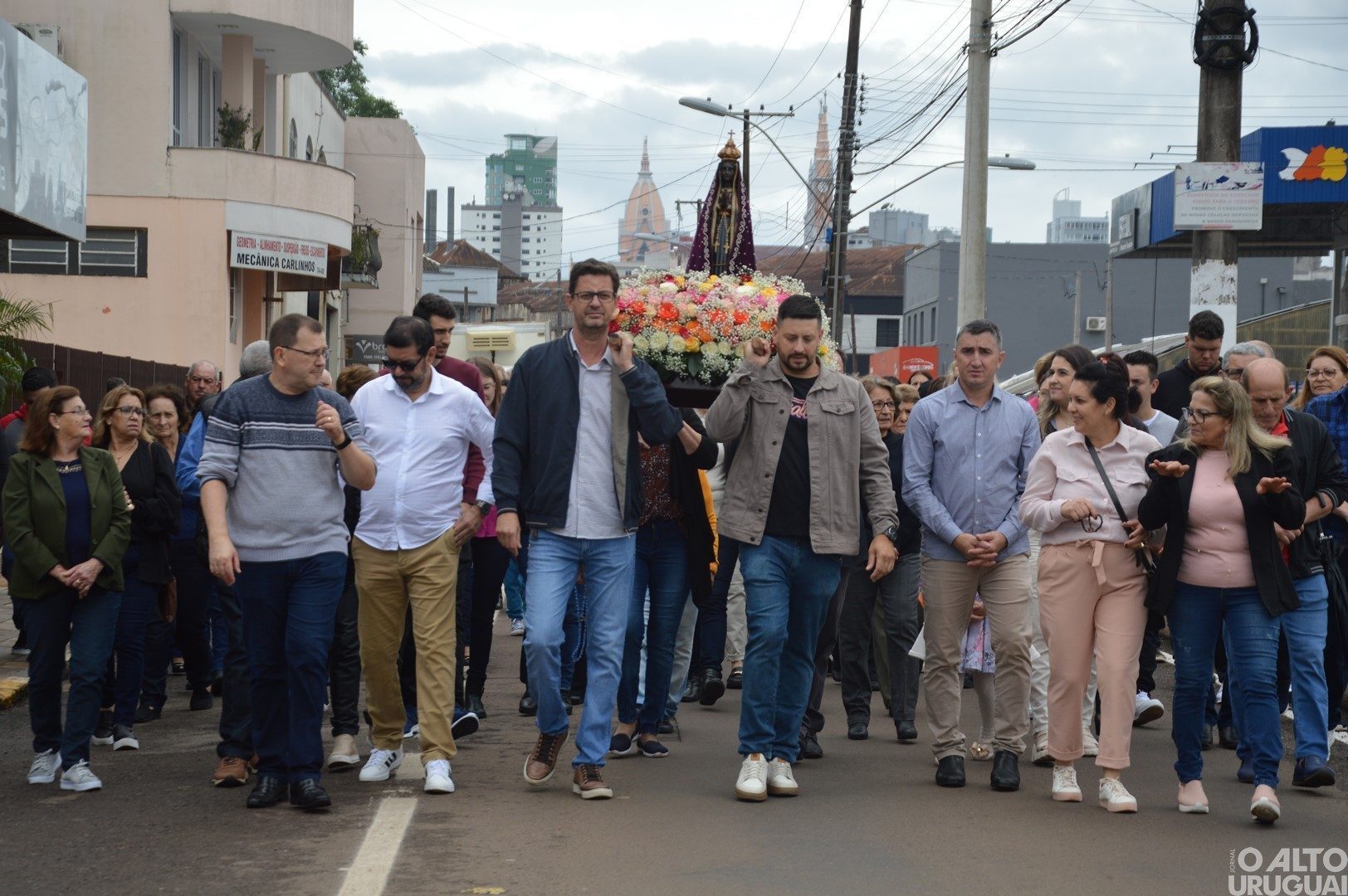 52ª Festa de Nossa Senhora Aparecida reúne grande número de fiéis em FW