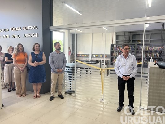Biblioteca pública de Rodeio Bonito é inaugurada em novo espaço