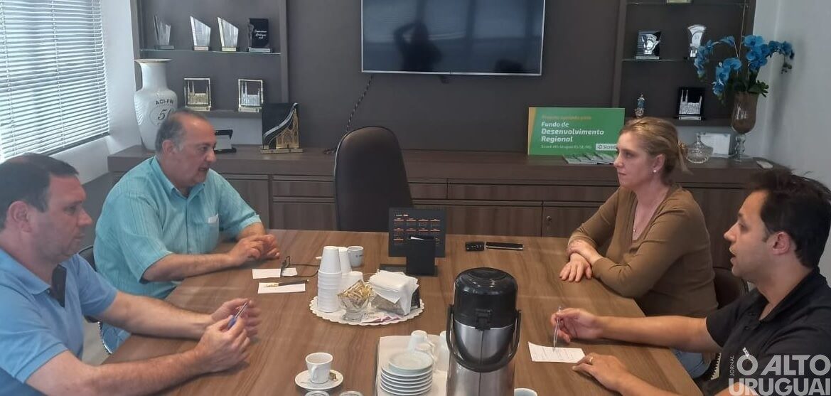 Horários do comércio de FW no Natal é tema de reunião