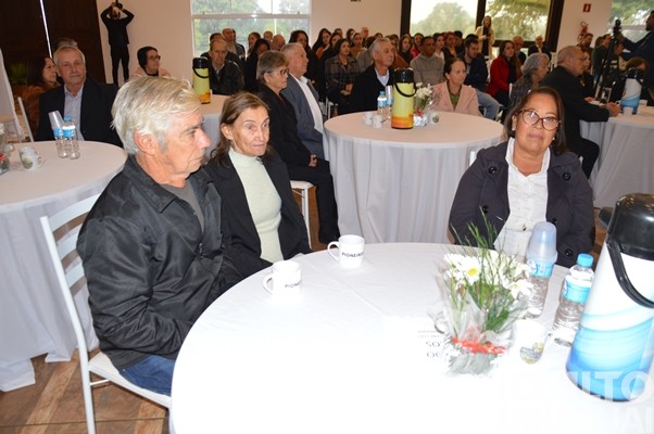 Câmara de Vereadores de Seberi homenageia pioneiros