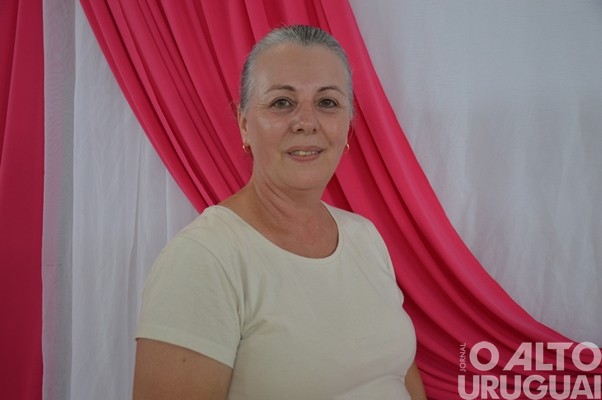 Centenas de mulheres participam de encontro em Jaboticaba