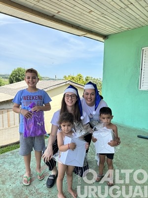 Campanha presenteia mais de 200 crianças
