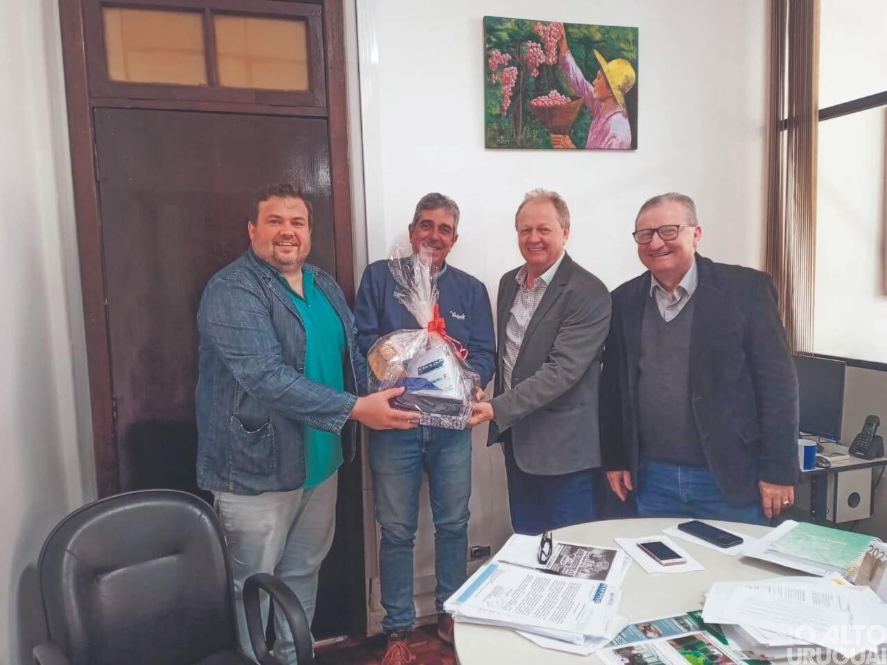 Amzop busca recursos junto à Secretaria Estadual de Agricultura