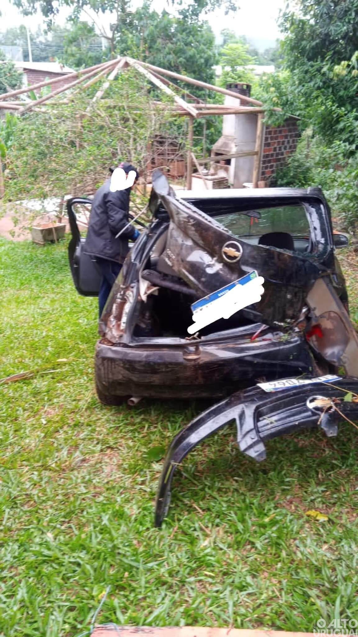 Grave acidente deixa jovens feridas em Iraí