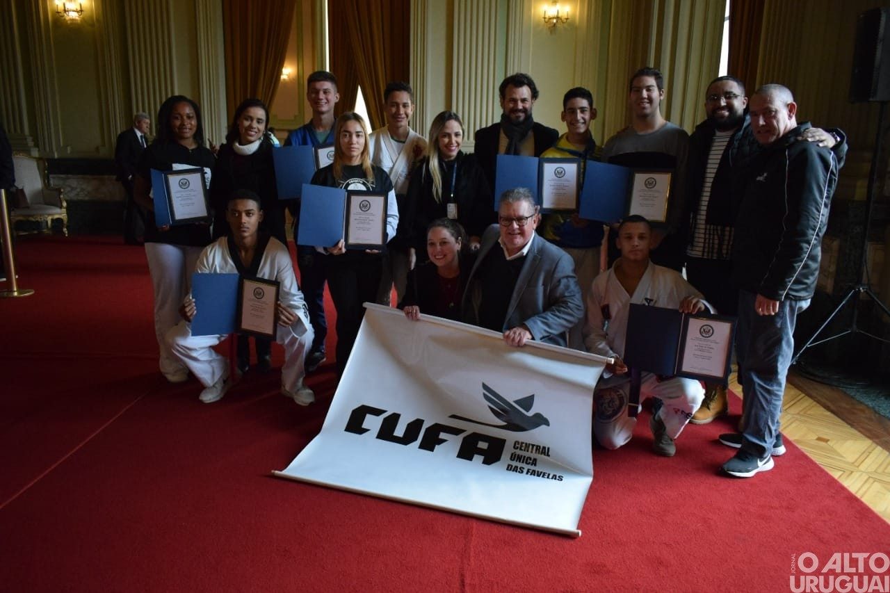Jovens participantes de projetos sociais da Cufa farão intercâmbio nos EUA
