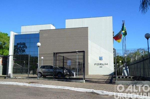 Fórum de Iraí recebe certificação por cumprimento de metas do CNJ em 2025