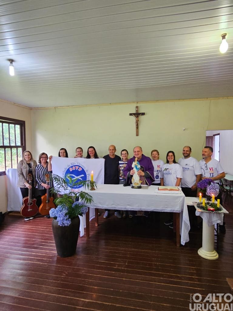 Missa campal do Dia de Nossa Senhora da Imaculada Conceição é realizada