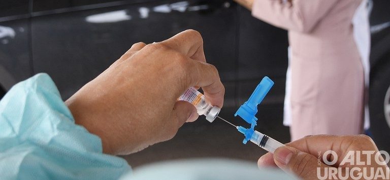 Ministério da Saúde autoriza vacinação de pessoas entre 18 a 59 anos
