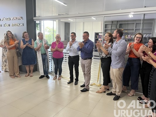 Biblioteca pública de Rodeio Bonito é inaugurada em novo espaço