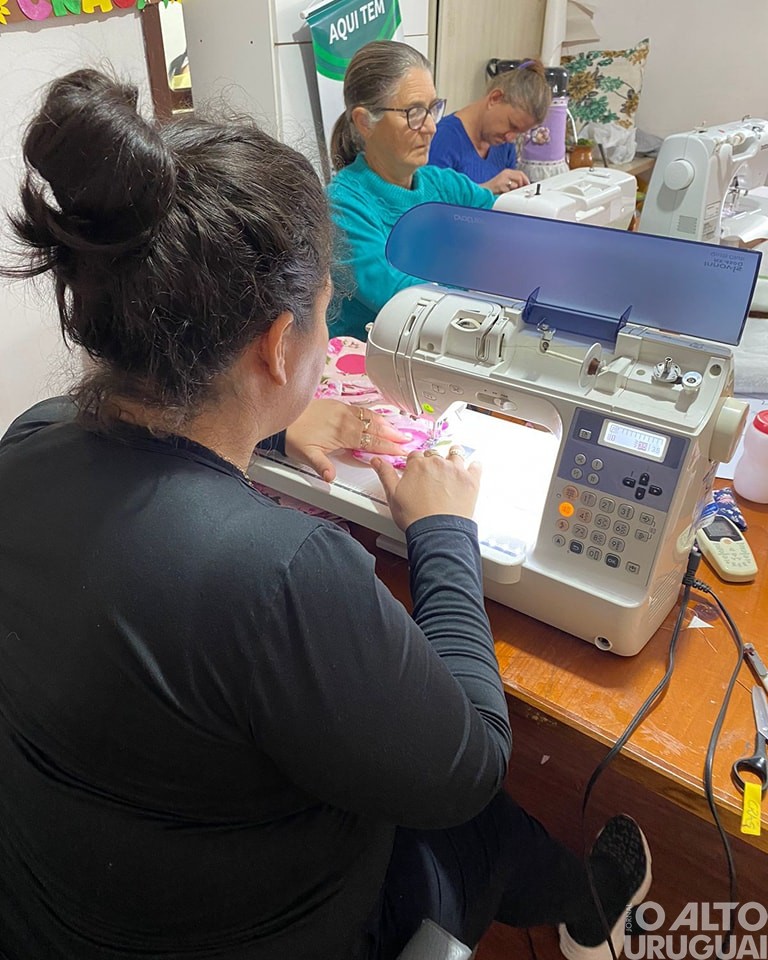 Moradoras de Caiçara participam de curso de Patchwork