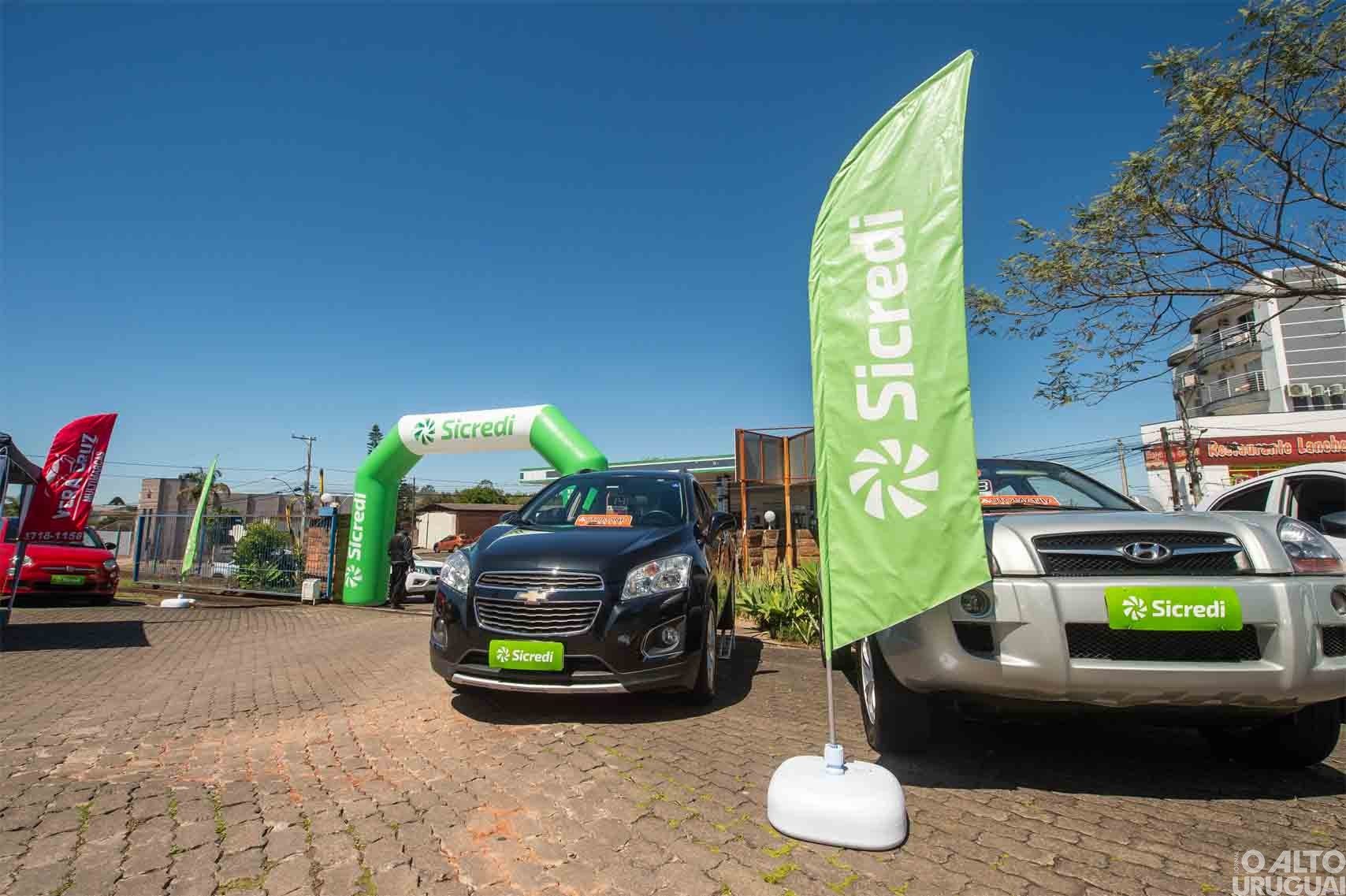 Sicredi promove Feirão de Veículos em Rodeio Bonito