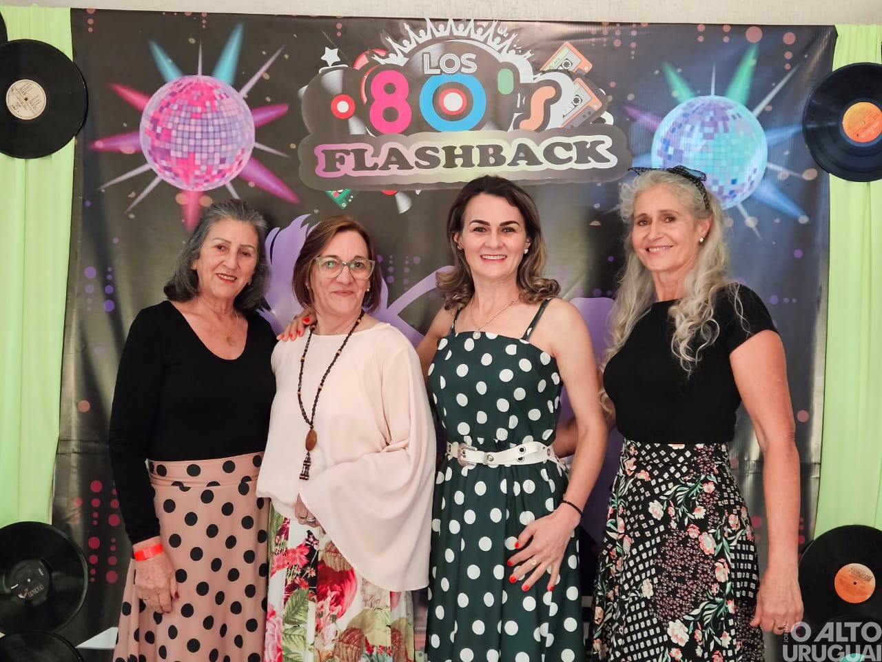Baile Flashback/Anos 70, 80 e 90 é realizado em FW
