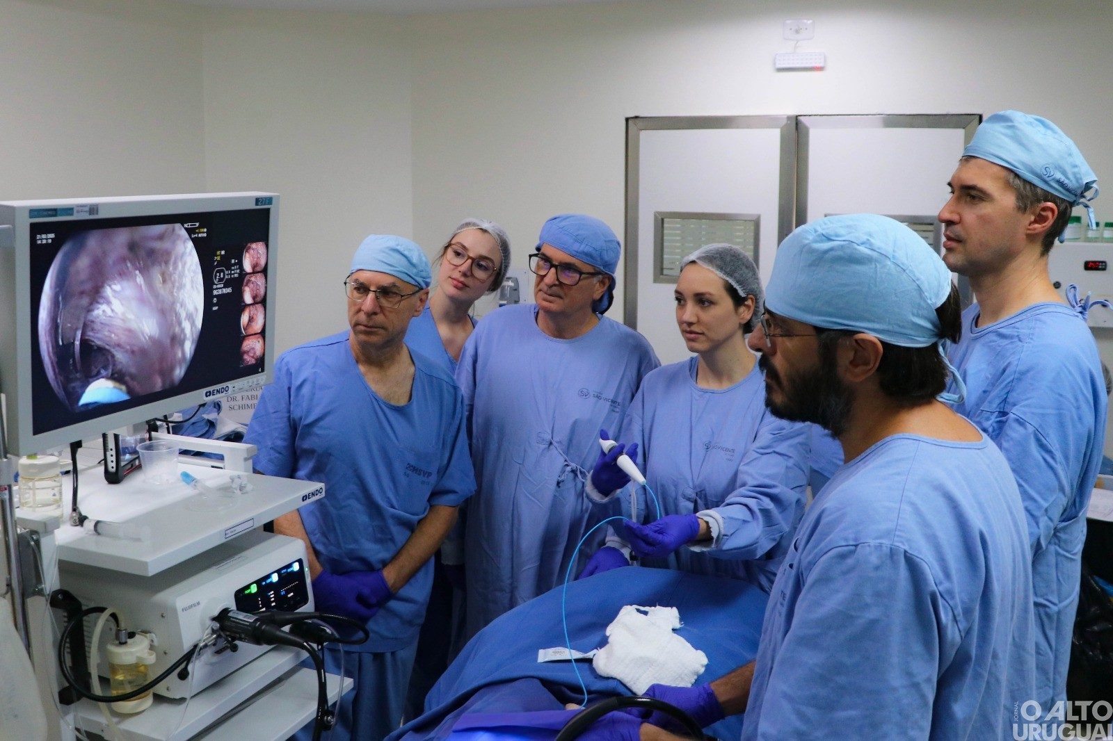 HSVP promove troca de experiências médicas em tratamento endoscópico inovador