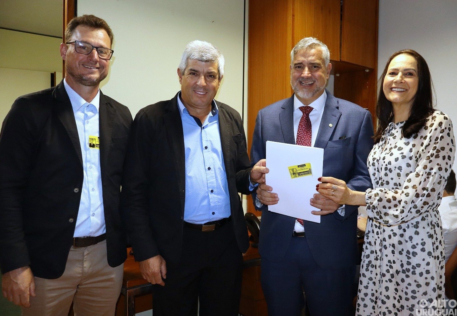 Vice-prefeito de Novo Tiradentes busca recursos e parcerias em Brasília