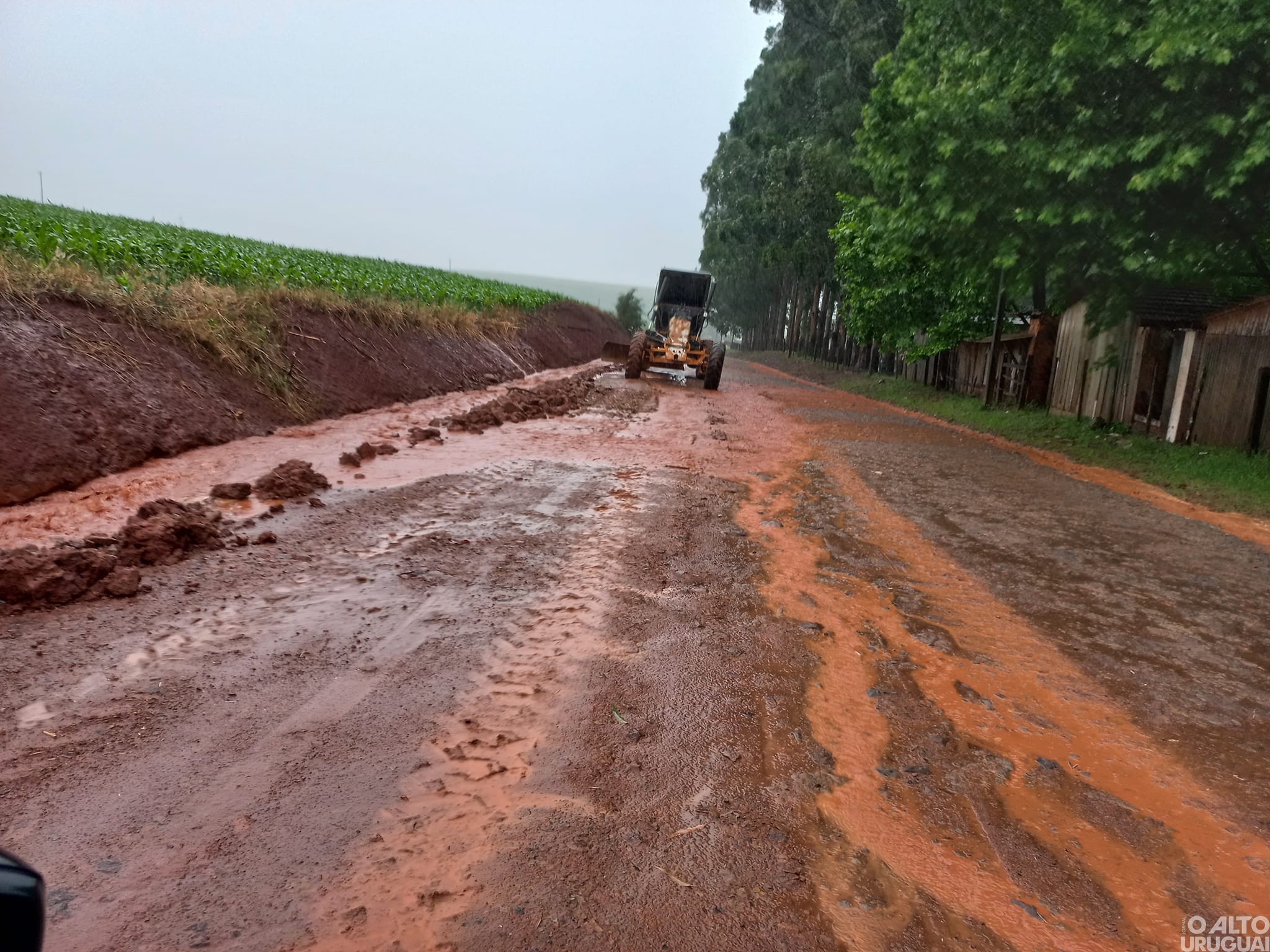 Fenômenos climáticos causam transtornos na região e no Estado