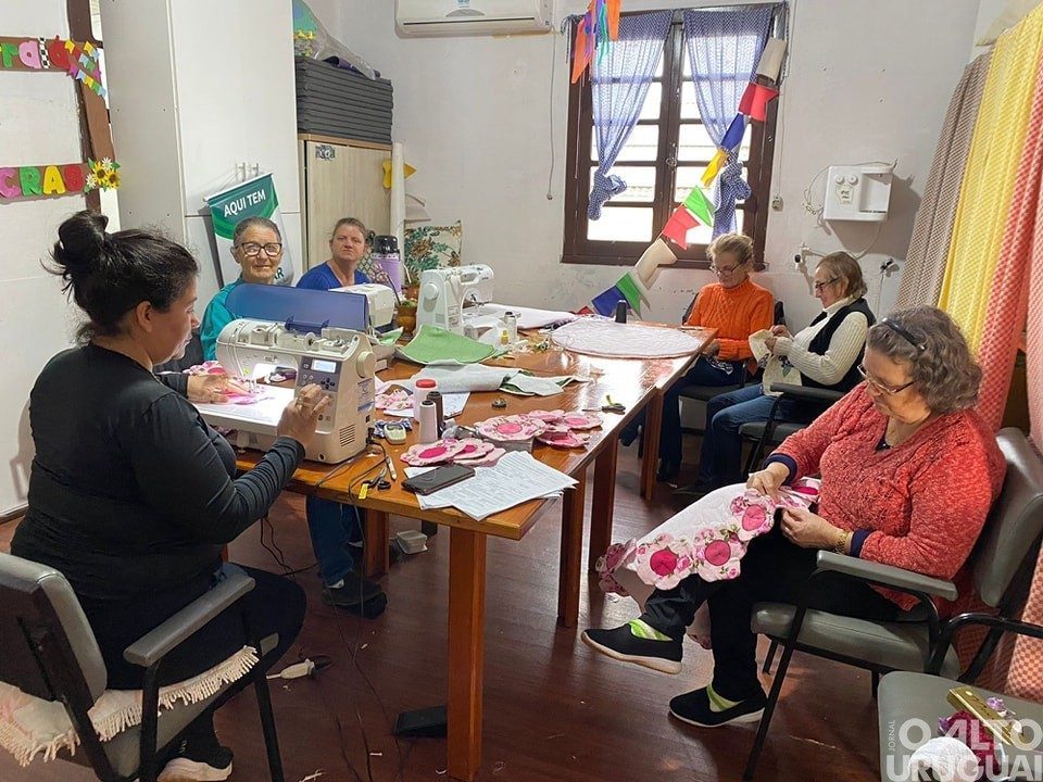 Moradoras de Caiçara participam de curso de Patchwork