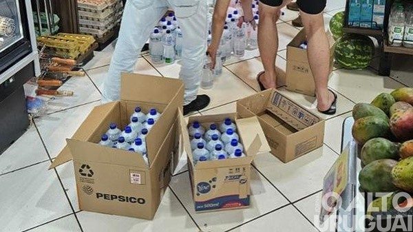 Fiscalização apreende duas toneladas de alimentos impróprios em Vicente Dutra