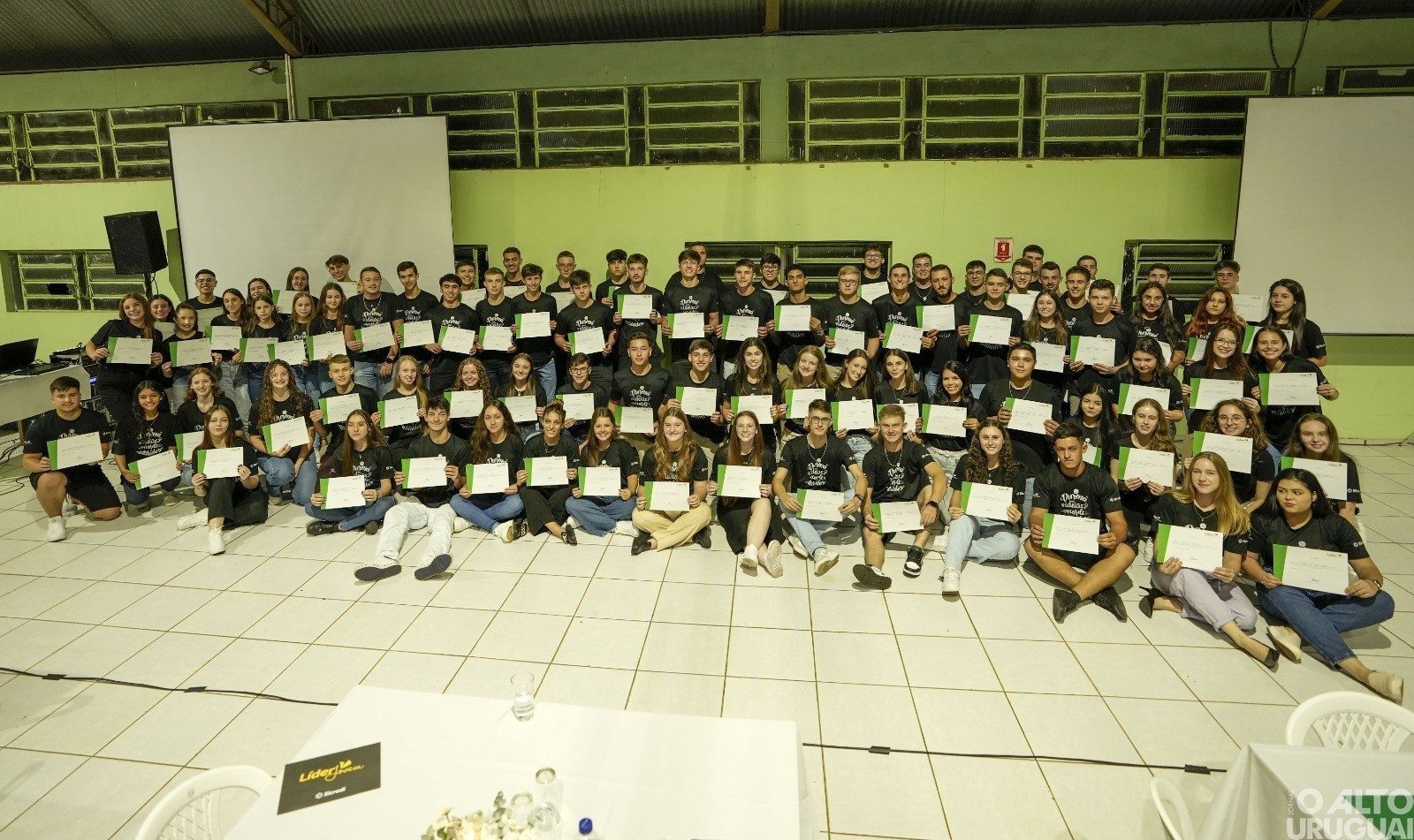 Programa Líder Jovem forma mais uma turma