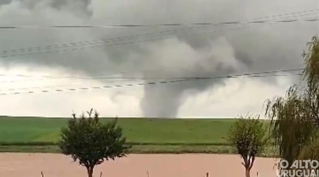 Tornado atinge zona rural do município de Gentil