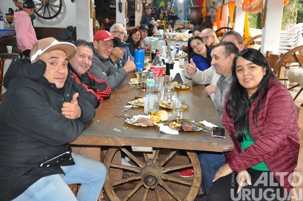 Grupo de argentinos participa de integração em FW