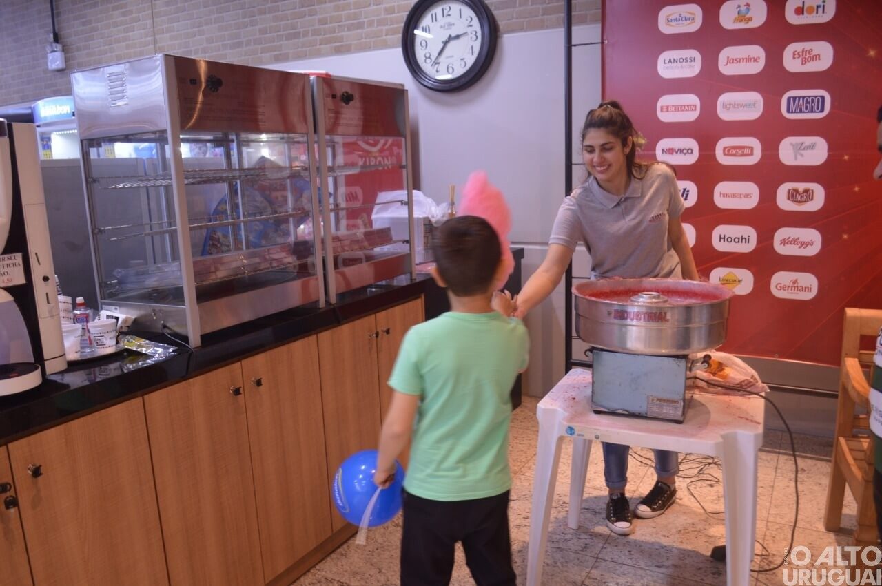 Atividades para crianças acontecem neste sábado no Super Bertoletti