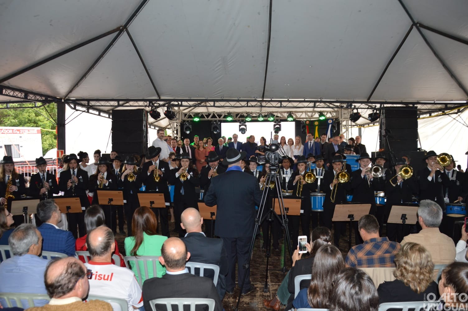 Abertura oficial da Facipal é marcada por anúncios de melhorias para Palmitinho