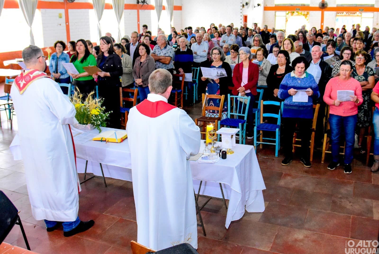 Evento em comemoração ao Dia do Idoso reúne todos os grupos da terceira idade 