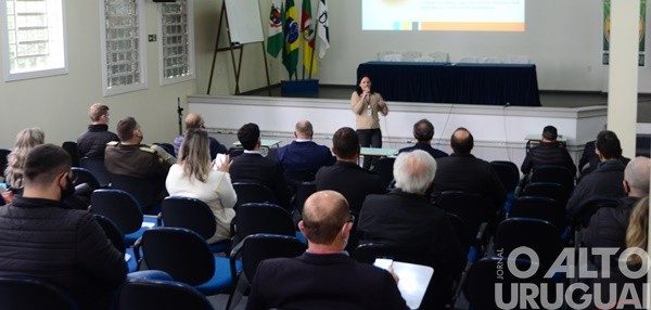 Codemau realiza seminário sobre o Plano de Desenvolvimento Regional