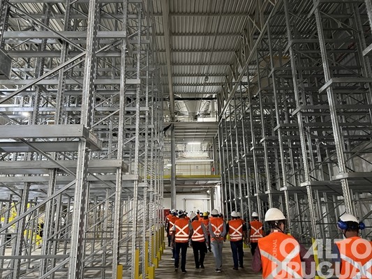 JBS apresenta a estrutura da fábrica de ração em Seberi