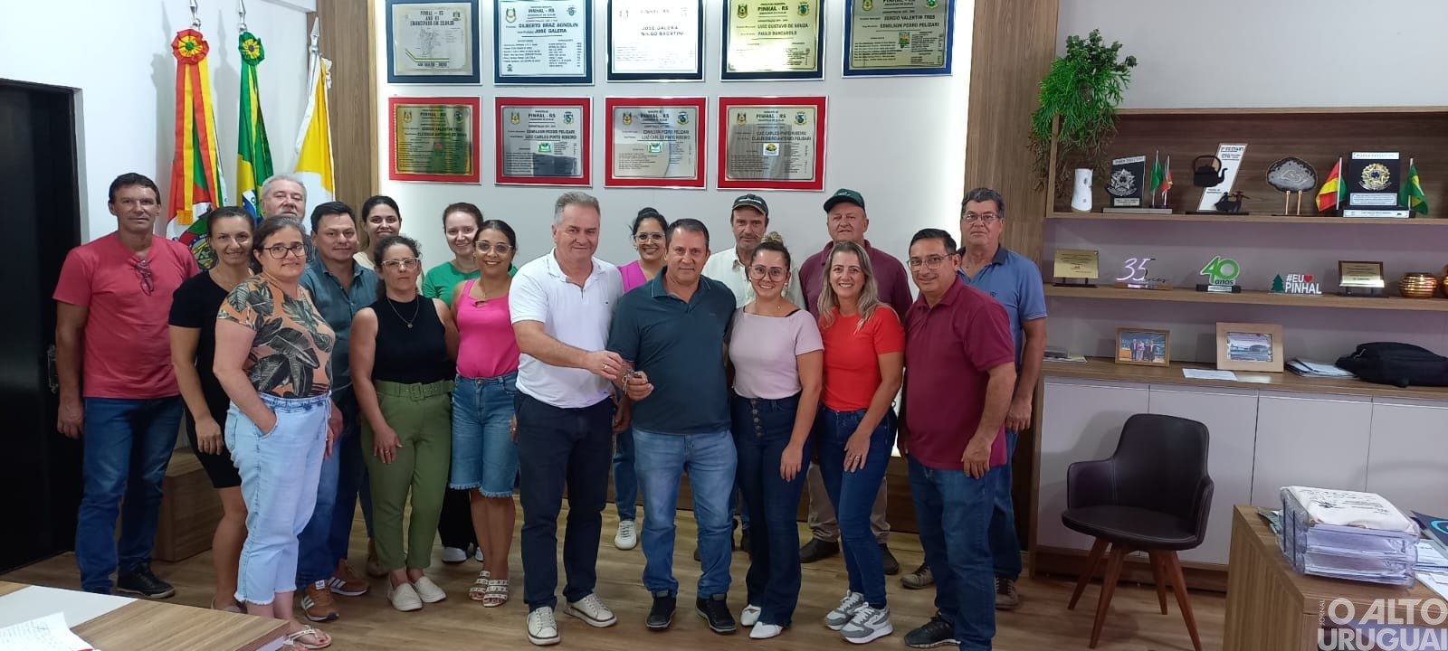 Presidente do Legislativo assume como prefeito em exercício em Pinhal