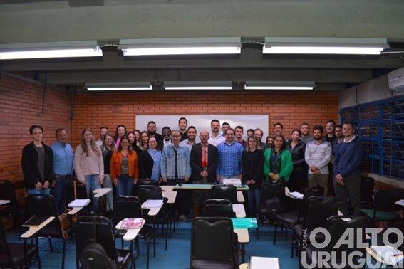 Uergs-FW inicia aulas da pós-graduação em Gestão Pública