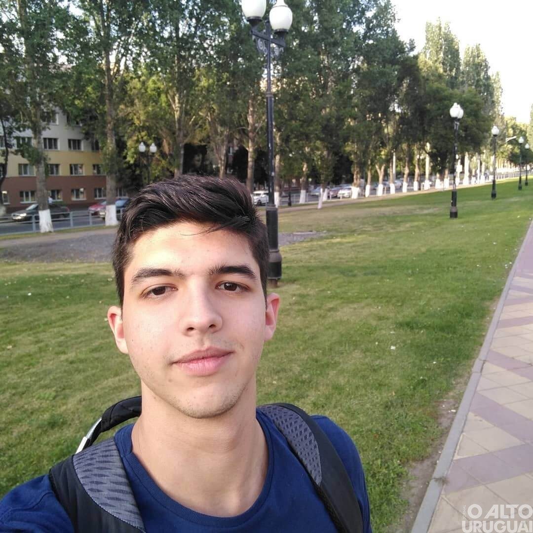 Residente de FW participa de estudo que projetou nanossatélite