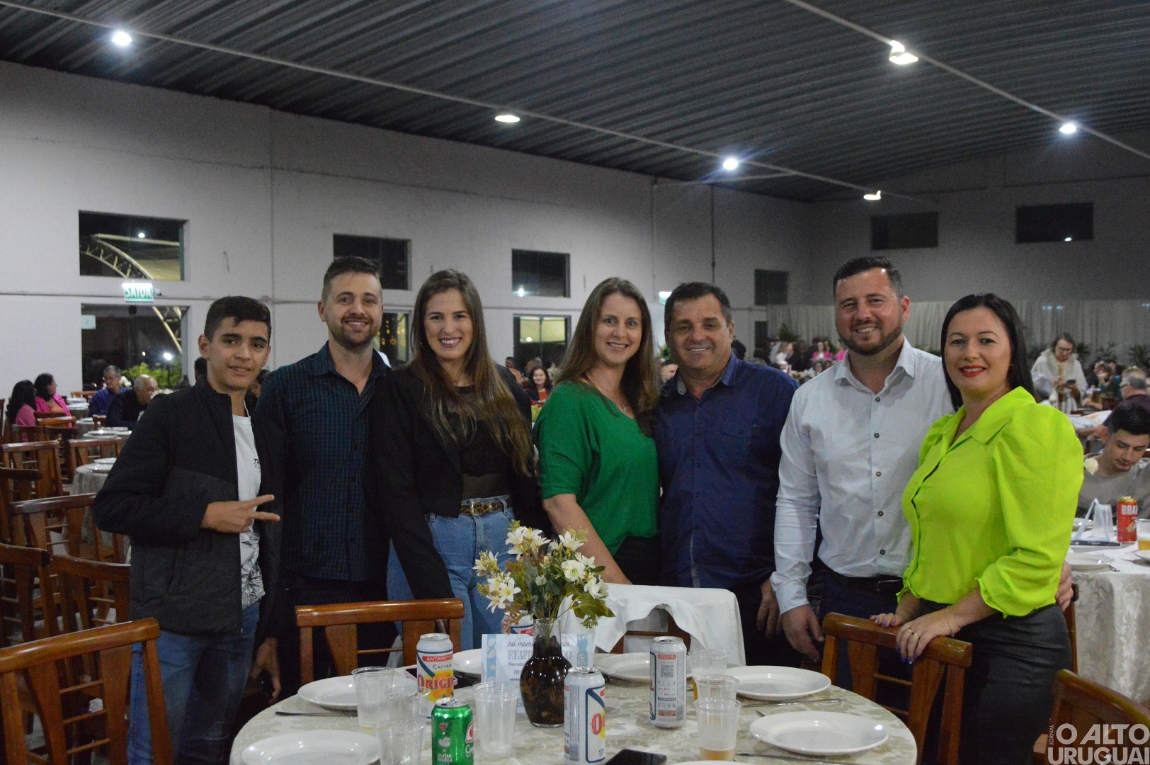 1º Jantar-Baile da Associação Comercial reúne mais de 500 pessoas em Taquaruçu do Sul