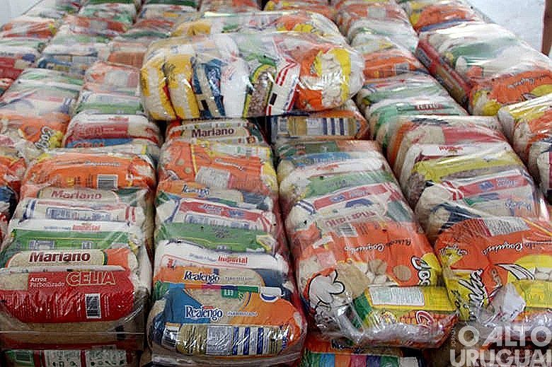 Prefeitura de Canoas reforça pedido por doação de alimentos não perecíveis e cestas básicas