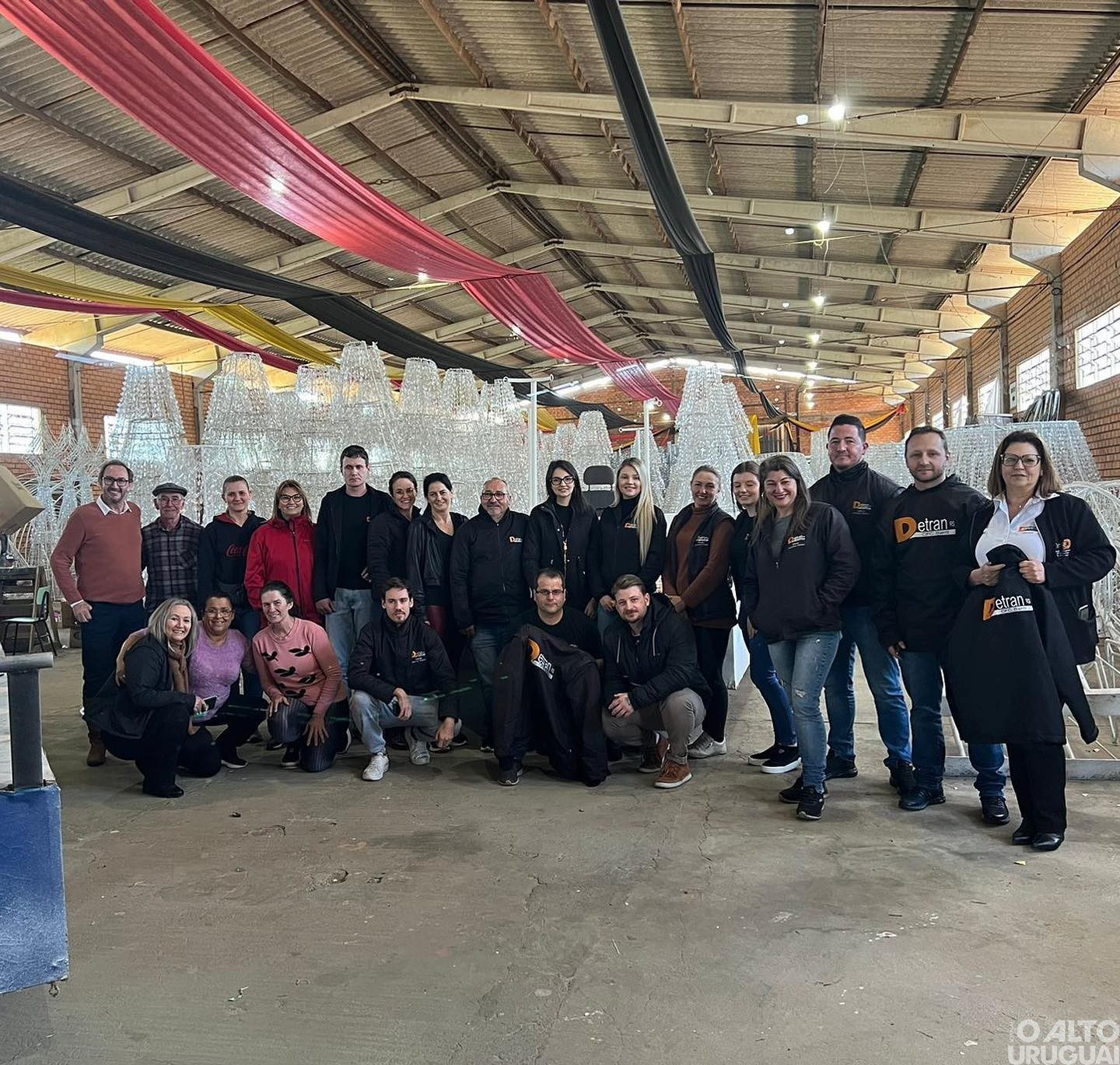 URI/FW e CFC Barril auxiliam na confecção das ornamentações