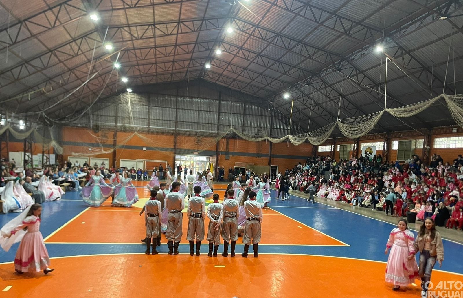 Semana Farroupilha de Pinhal encerra com grande público 