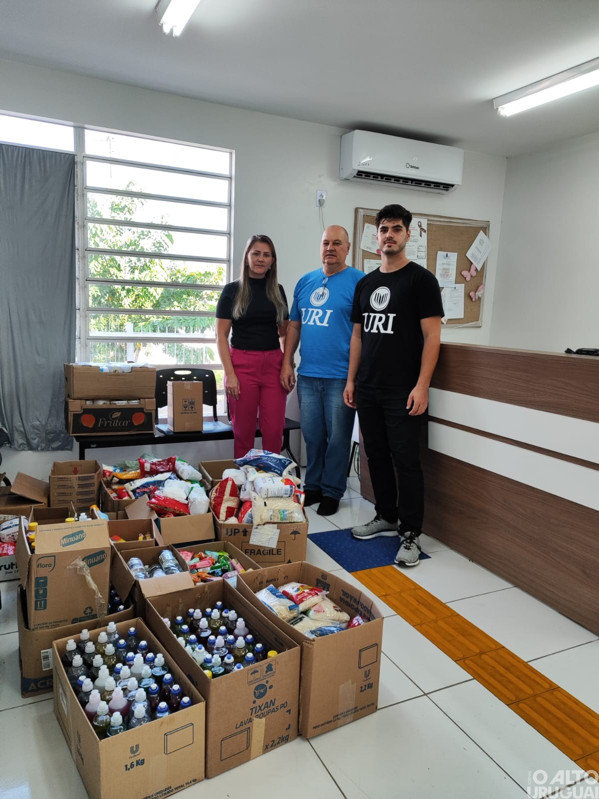 Entidades recebem donativos arrecadados por acadêmicos