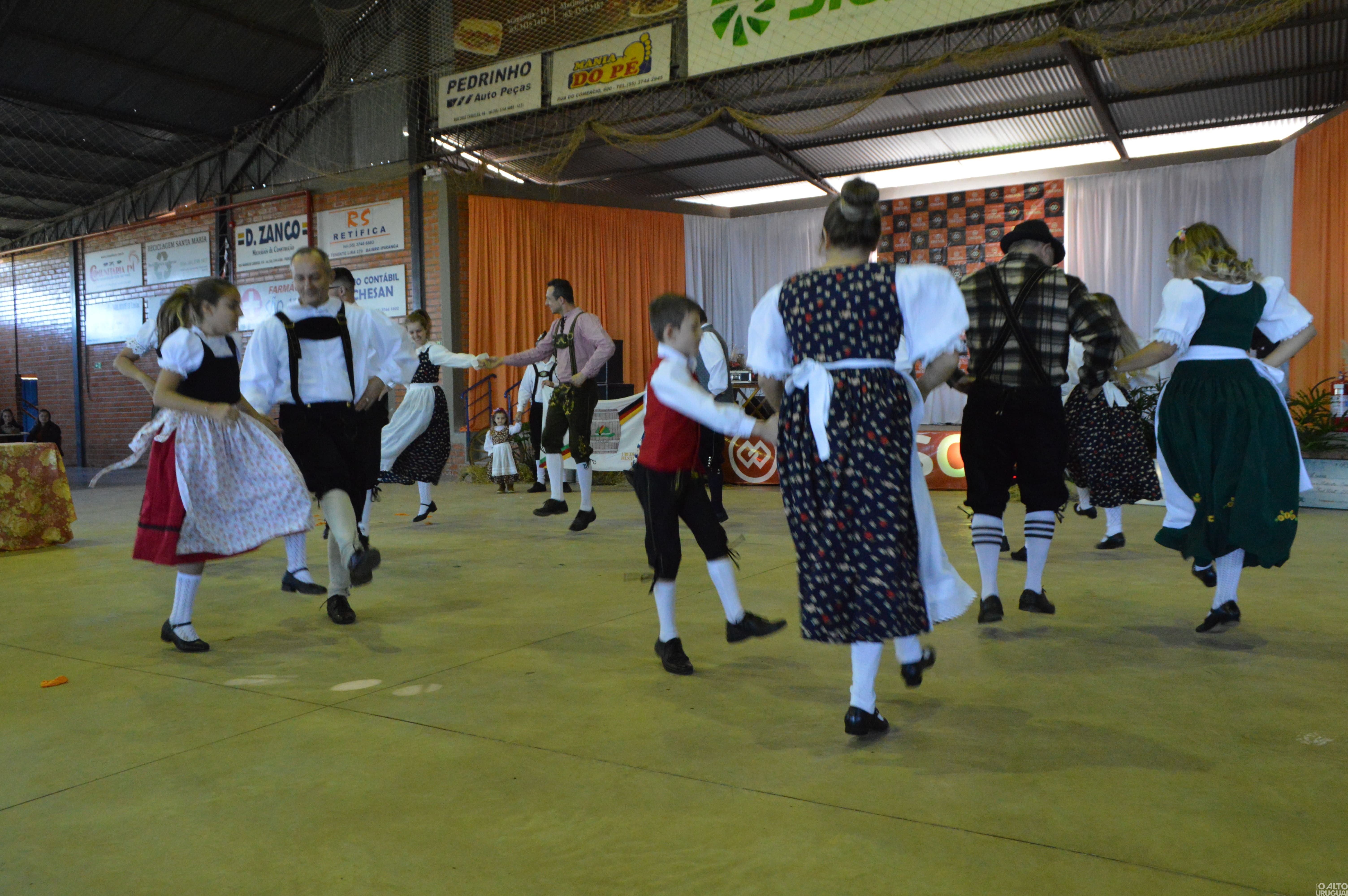2ª Festa do Agricultor e Motorista Cresol reúne associados em FW
