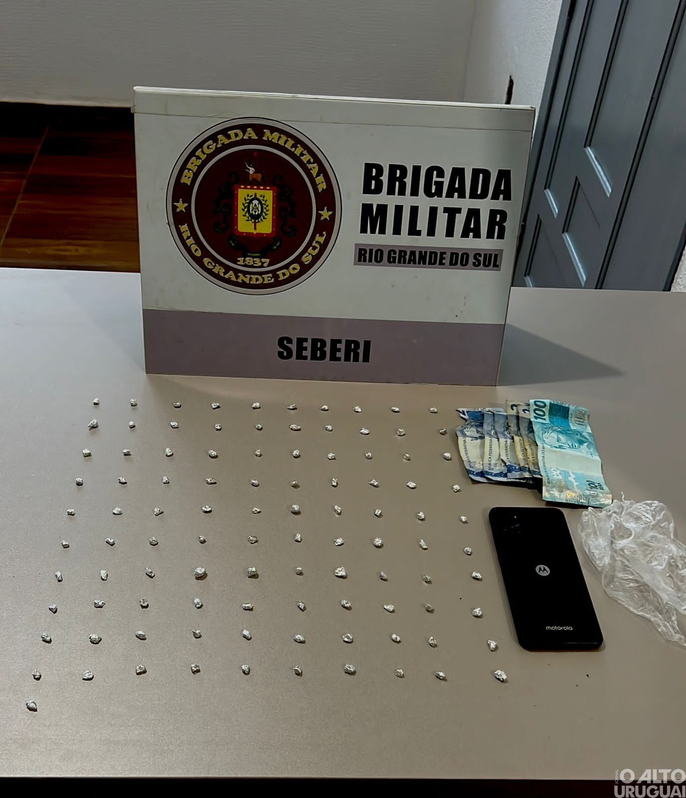 Brigada Militar apreende menor de idade por tráfico de drogas em Seberi