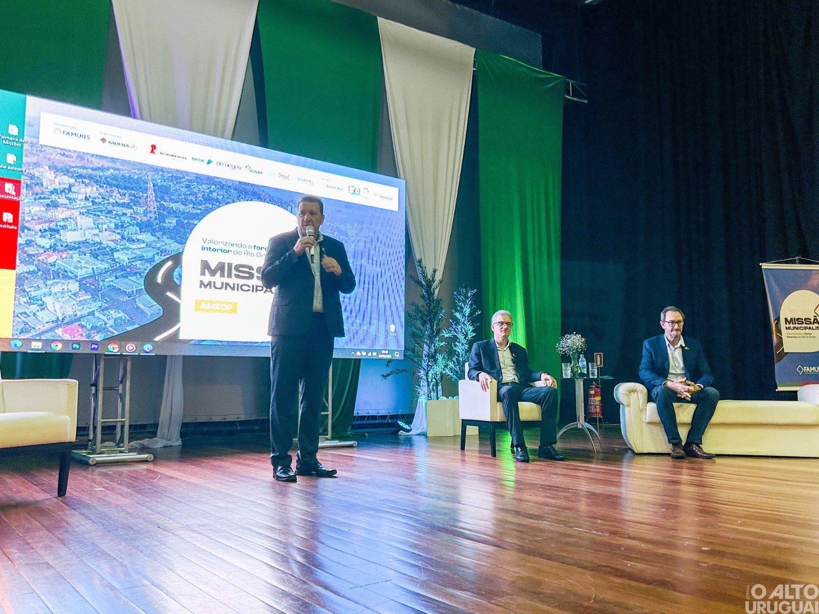 Famurs elenca temas importantes para o desenvolvimento dos municípios em evento