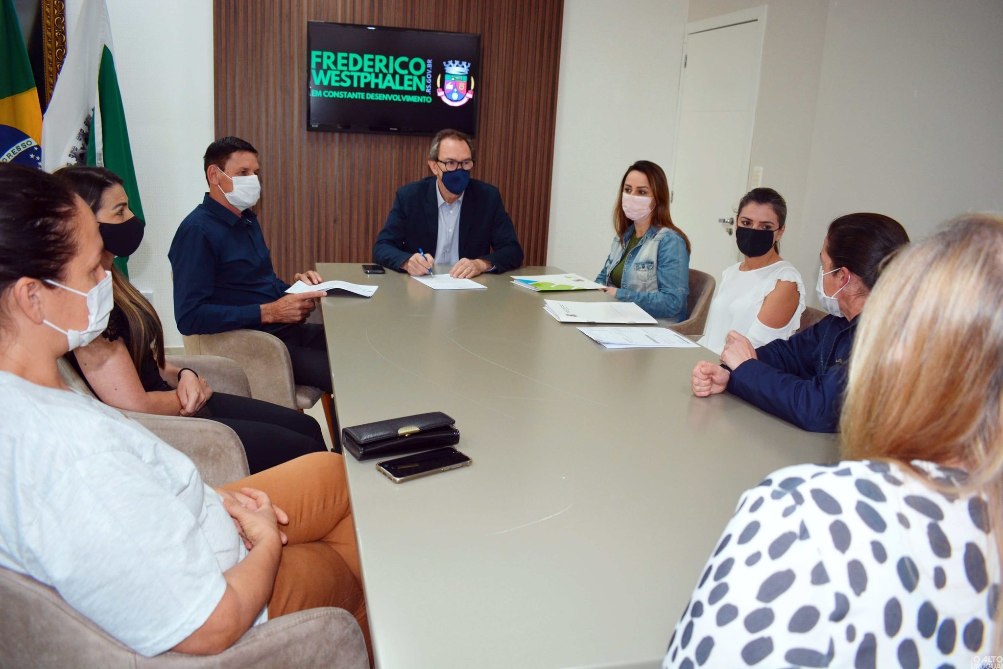 Agroindústrias de FW recebem concessão de crédito do Executivo