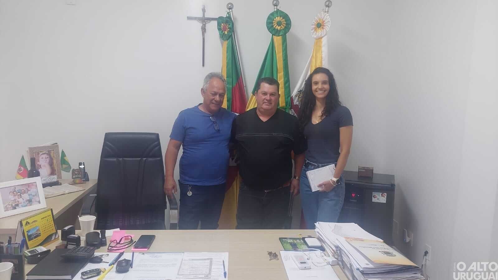 Visita técnica marca avanços da ERS-330 em Dois Irmãos das Missões