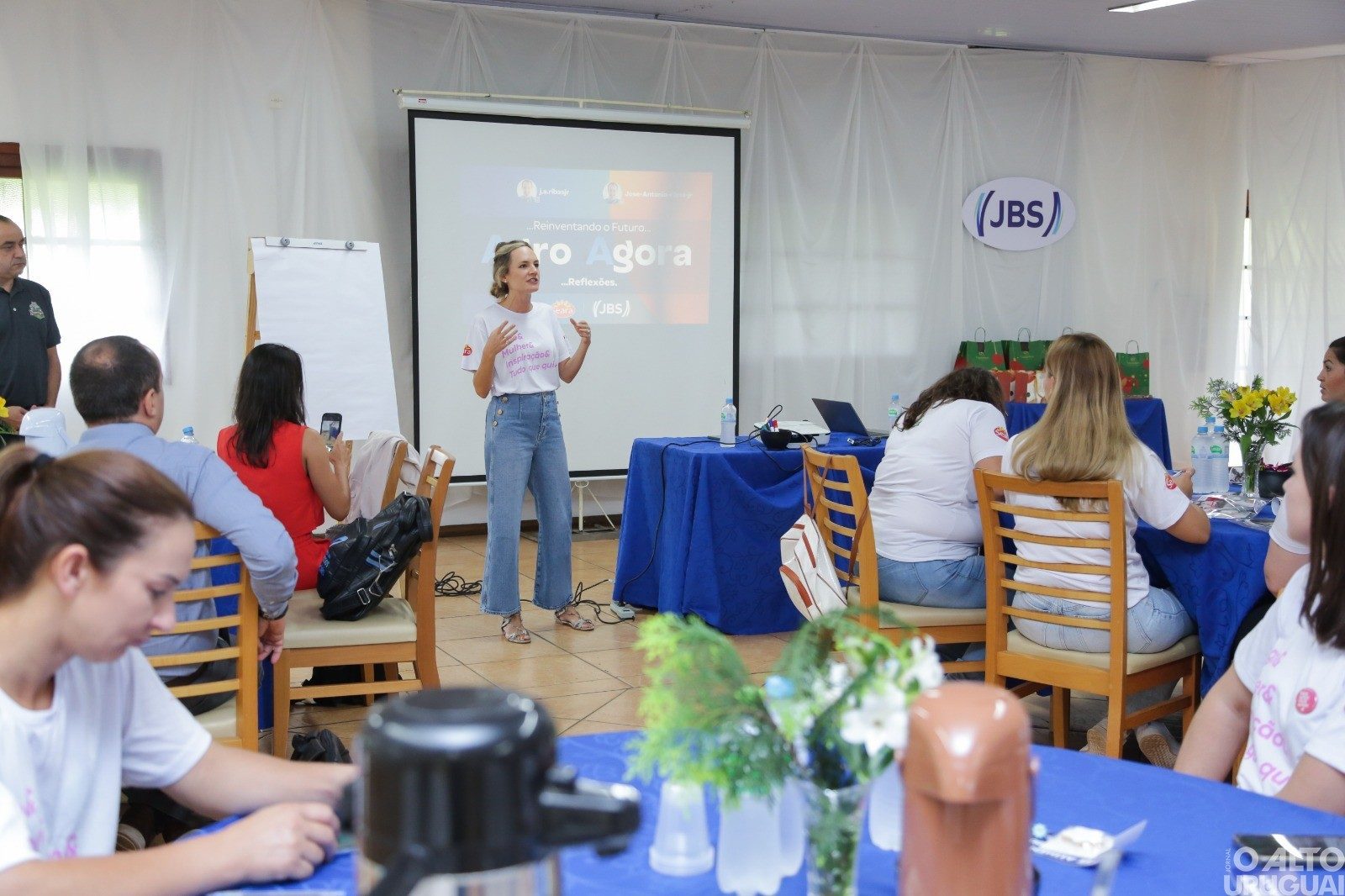 JBS lança curso para produtoras de aves e suínos sobre empreendedorismo no agronegócio