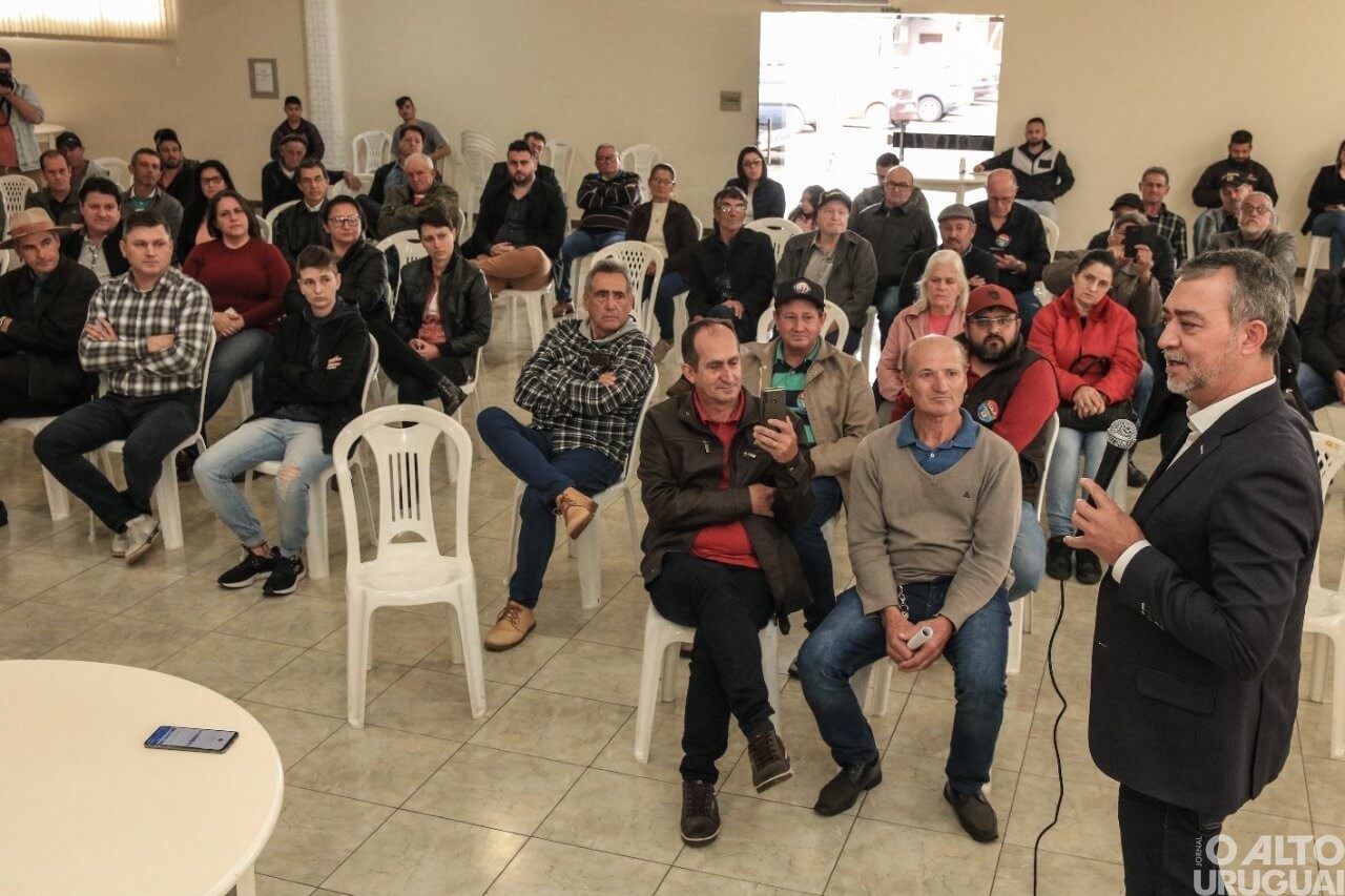 Edegar Pretto visita Palmitinho em busca de apoio para pleito nacional
