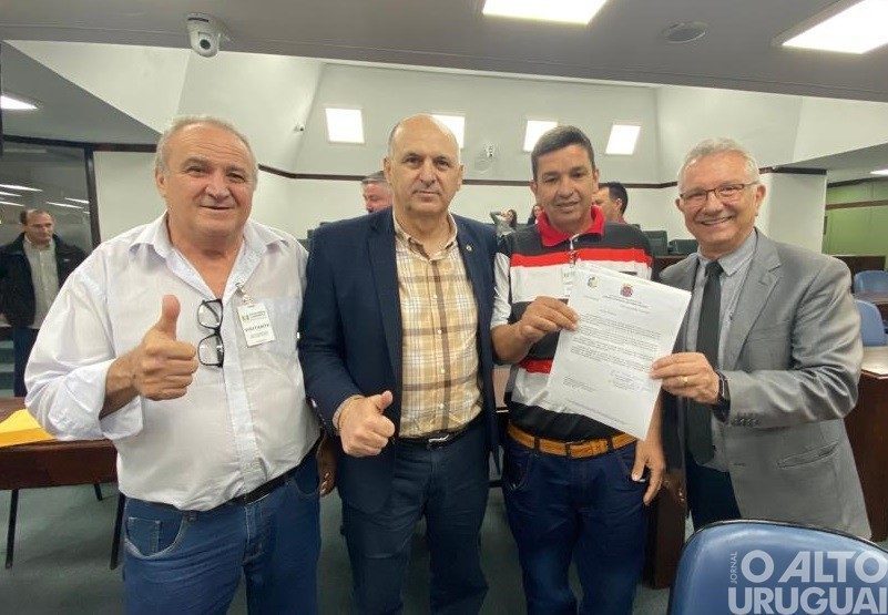 Presidente do Legislativo de Cerro Grande participa de seminário na capital do Estado