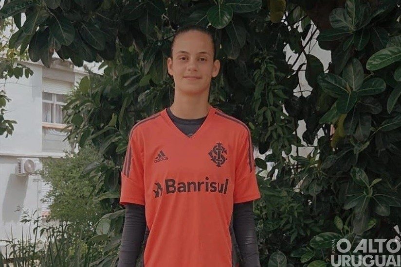 Laura Dalla Nora deixa o Grêmio e acerta com o Internacional