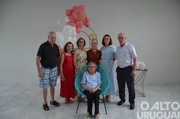 Cinco gerações celebram os 104 anos de Luzia Adams em Rodeio Bonito