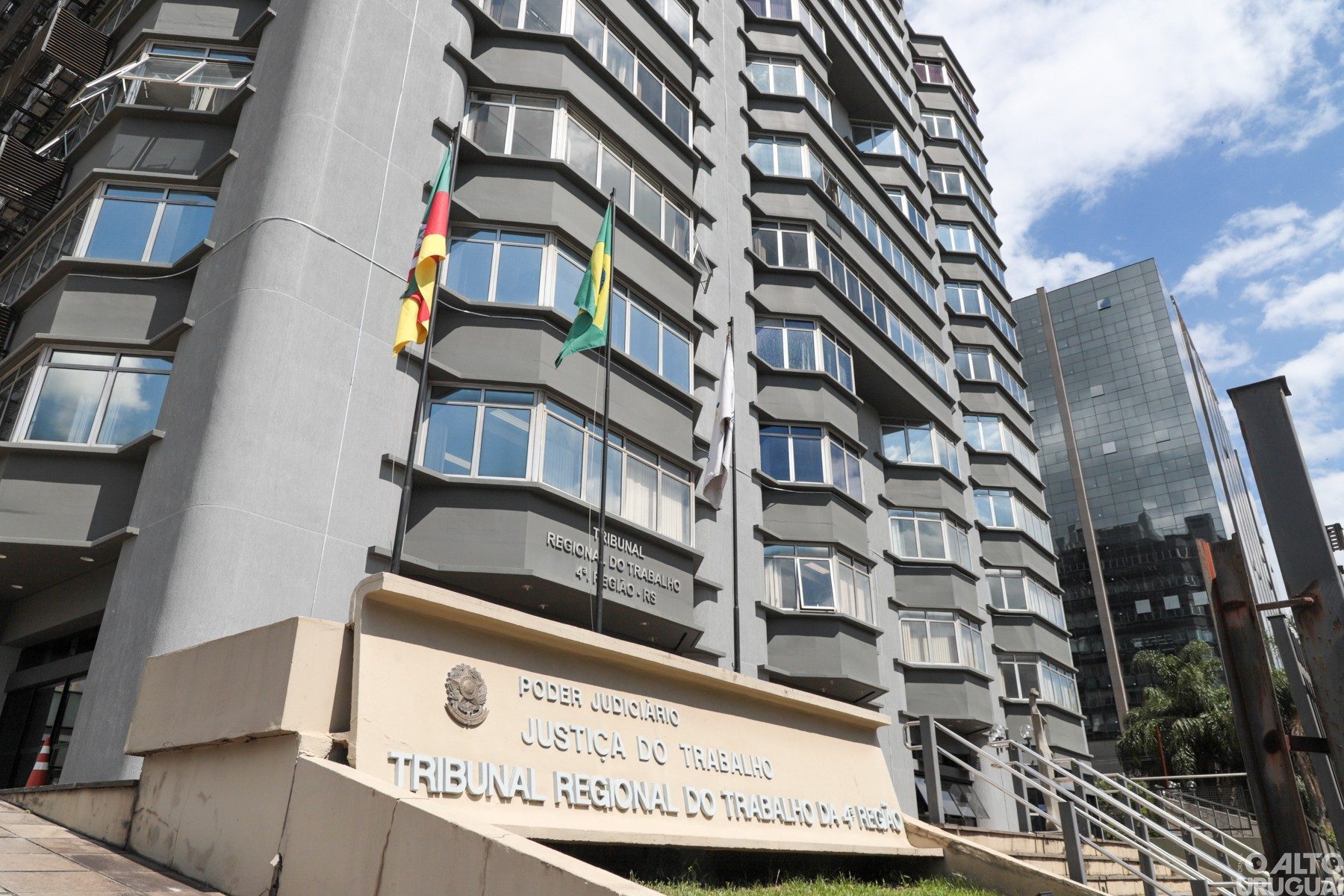 Justiça do Trabalho suspende prazos processuais em todo o Estado